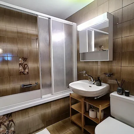 Lejlighed L'attila - Big And Cozy Flat In The Center 7 Beds